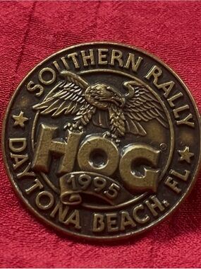 Vintage Southern Rally Daytona Beach 1995 Commemorative Medal Pin- Bronze Tone